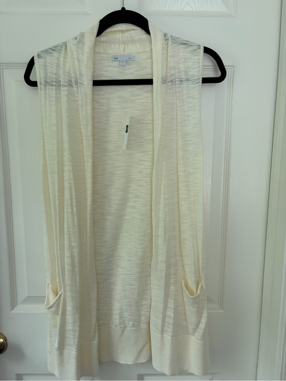 GAP Cream Sleeveless Open-Front Cardigan with Pockets